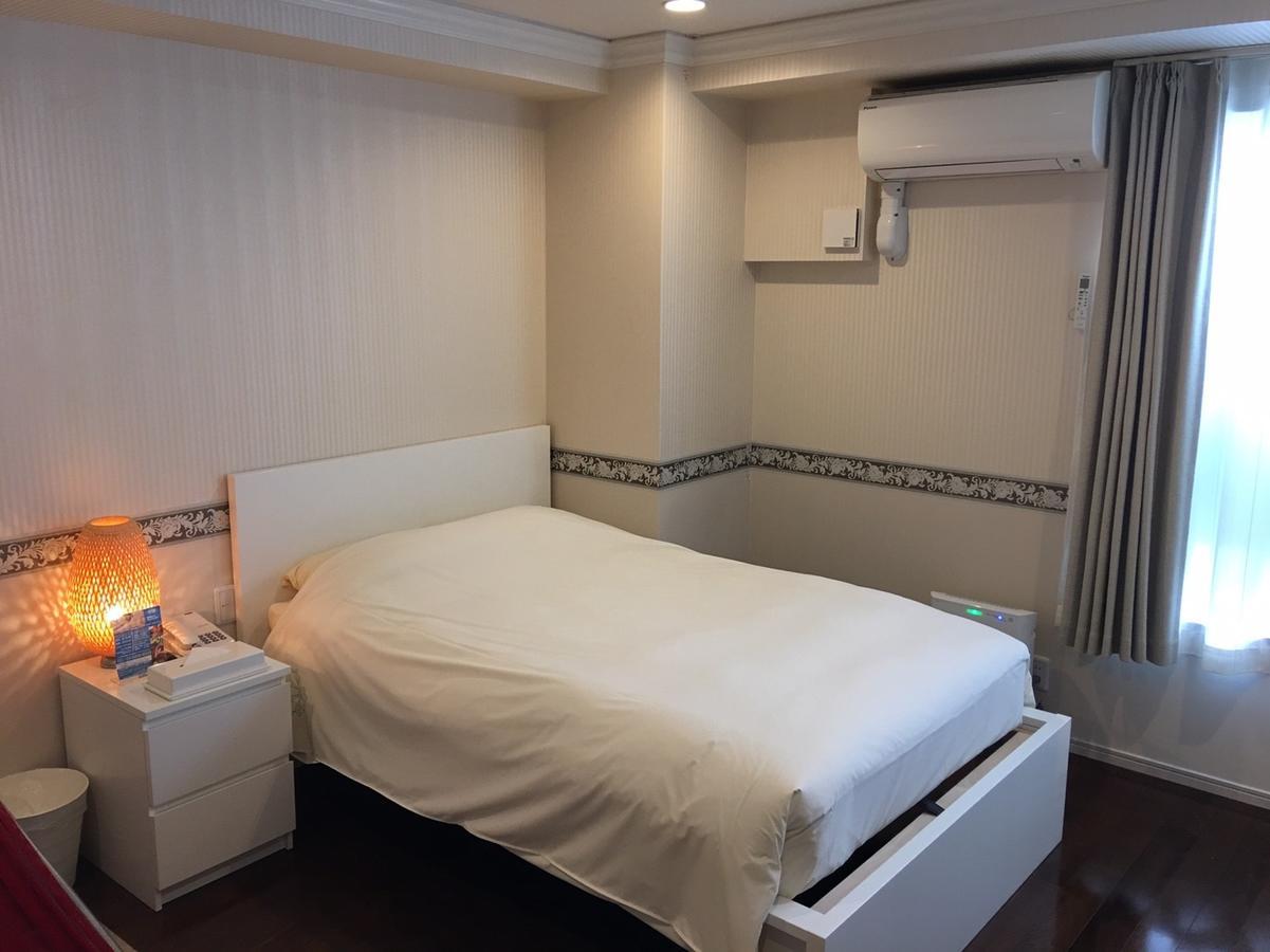 Business Hotel La Firenze Tokyo Esterno foto